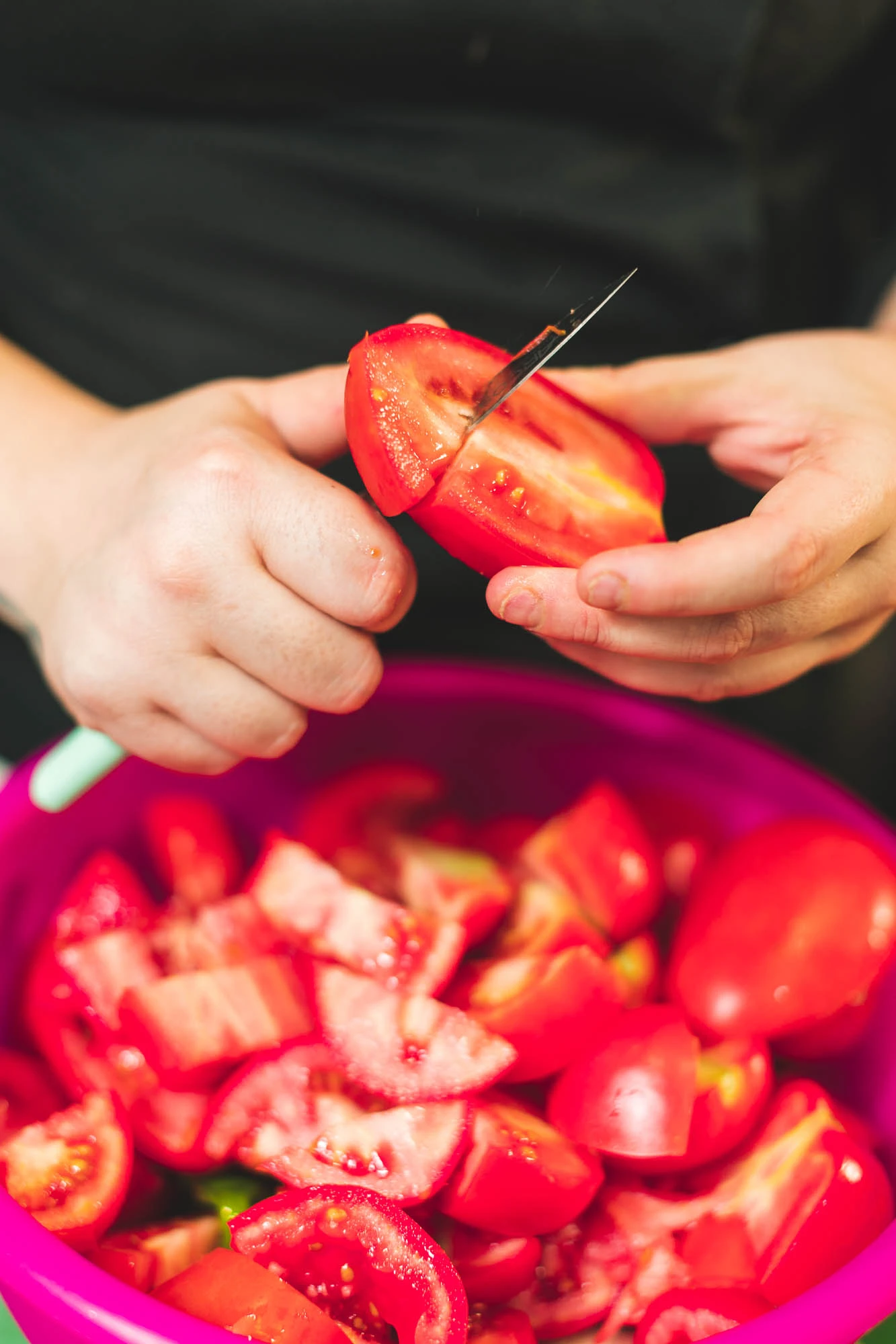 Preparando ingredientes frescos
